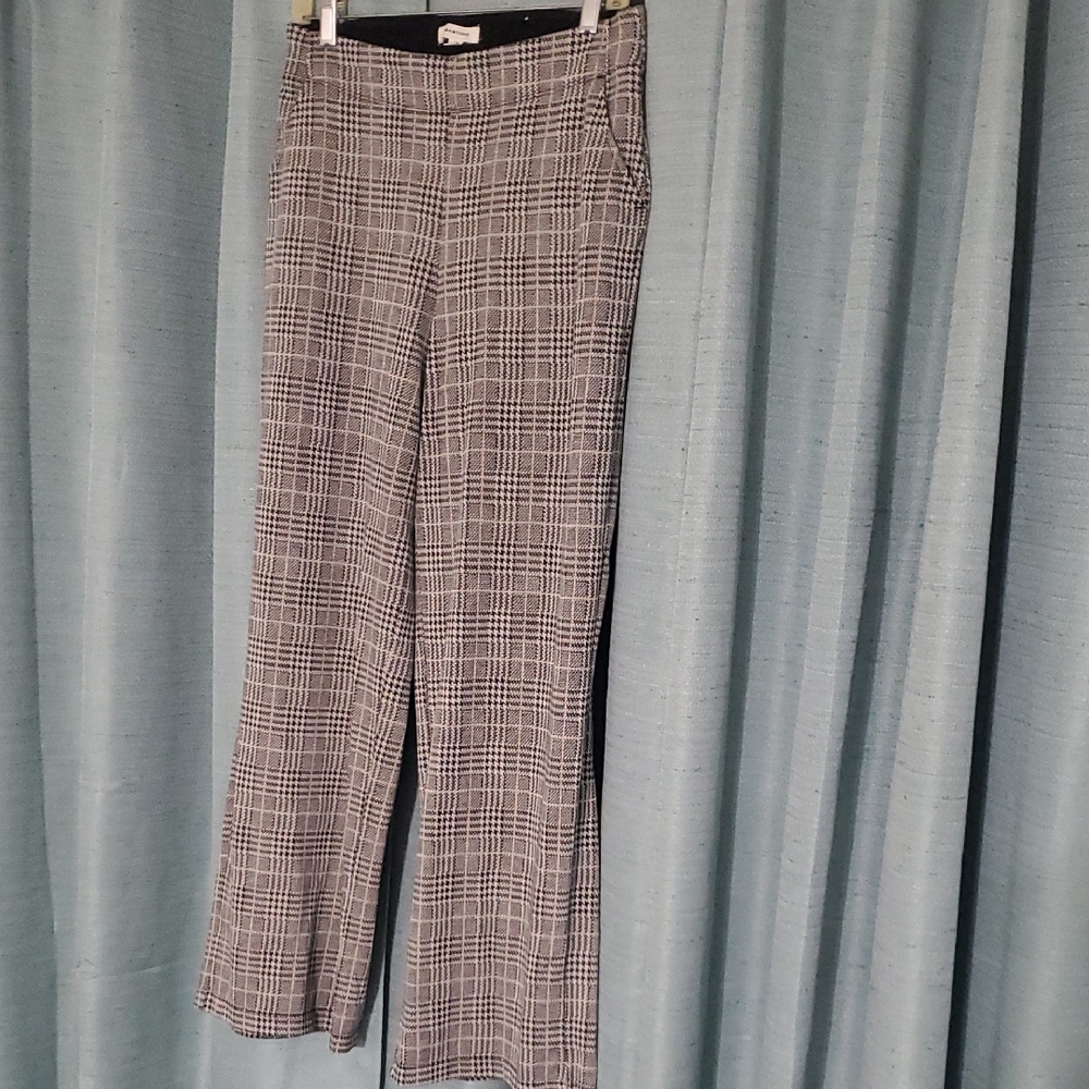Max Studio Black and White Checkered Women's Trousers